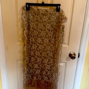 Preowned shawl